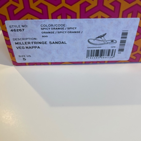 Spicy orange sandals and wristlet - Picture 2 of 5